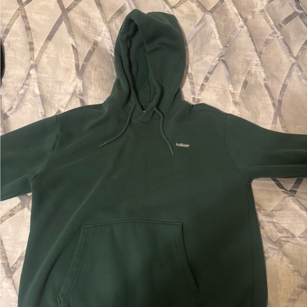 Hollister Men's Forest Green Hoodie